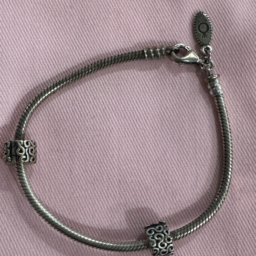 Pandora bracelet with clips
